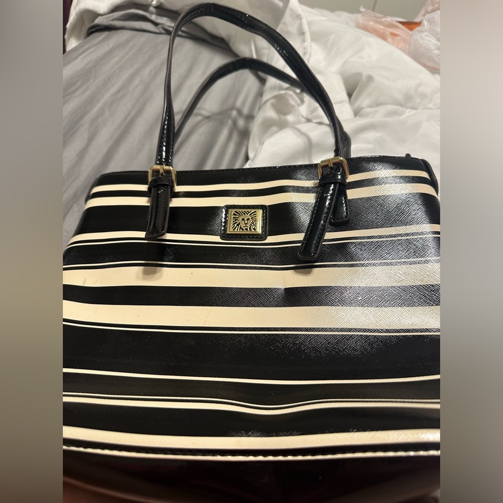 Anne Klein Evening bag. Great condition